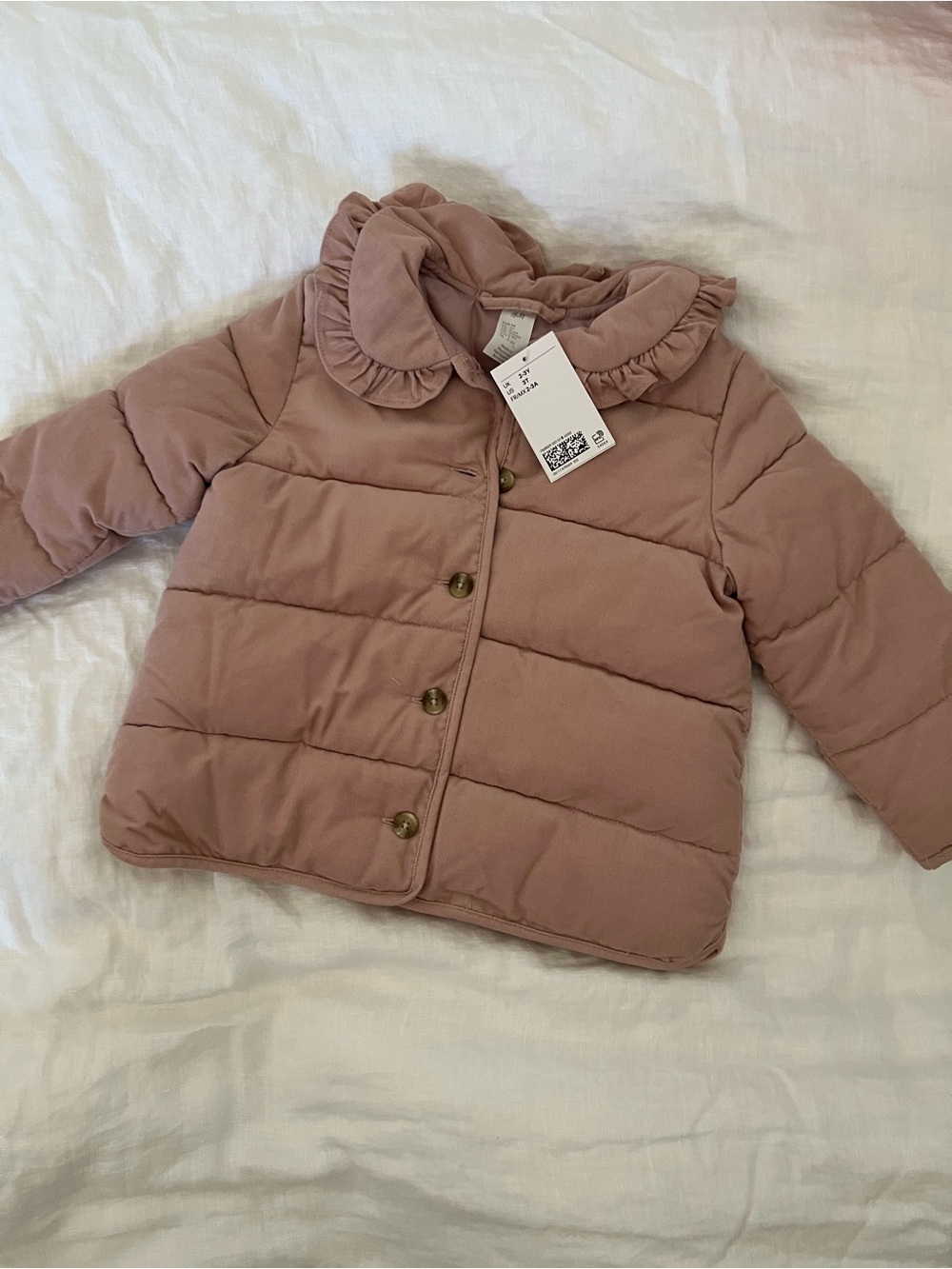 H&M Lot Toddler  Puffer Jackets in Dusty Rose and Sage Green Ruffle Collar